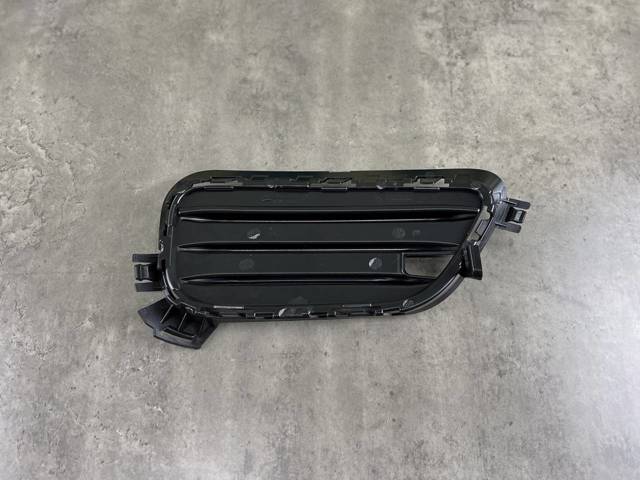 51117338513 Решетка бампера переднего левая нижняя купить Ирпень