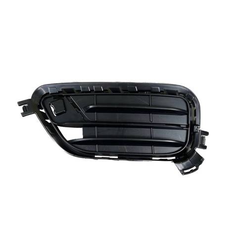 Решетка бампера переднего левая 51117347945 BMW