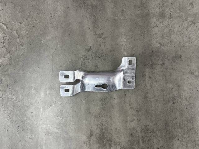 51117357180 Кронштейн усилителя переднего бампера купить Николаев