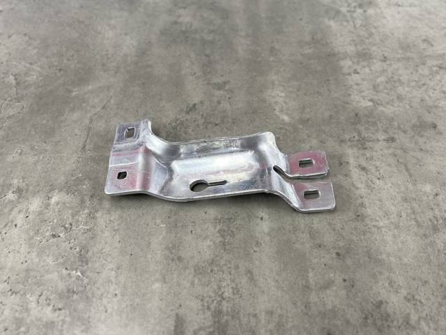 51117357180 BMW Кронштейн усилителя переднего бампера купить в Черновцы