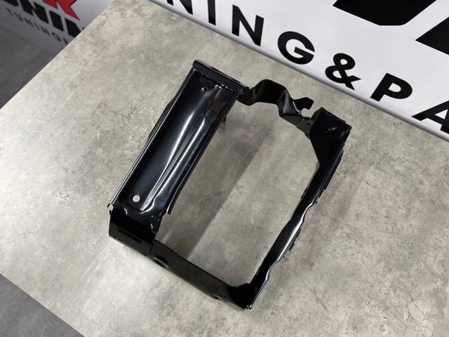 51117357184 BMW Суппорт радиатора правый (монтажная панель крепления фар) купить в Черкассы