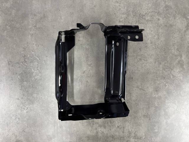 BMW 51117357184 Суппорт радиатора правый (монтажная панель крепления фар) в наличии Черкассы