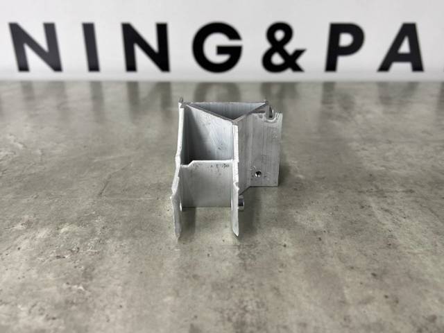 51117357216 Кронштейн усилителя переднего бампера купить Днепр