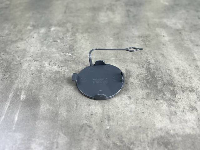 BMW 51117363392 Заглушка бампера буксировочного крюка передняя в наличии Запорожье