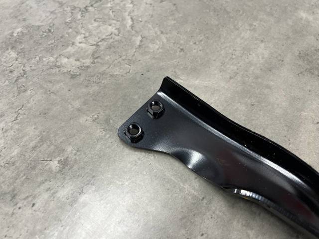 BMW 51117368479 Распорка передних стоек подвески левая в наличии Житомир