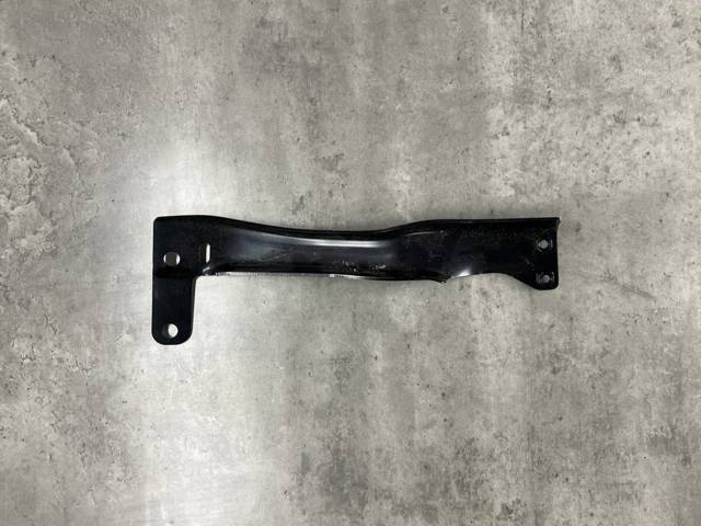 51117368480 BMW Кронштейн усилителя переднего бампера купить в Николаев