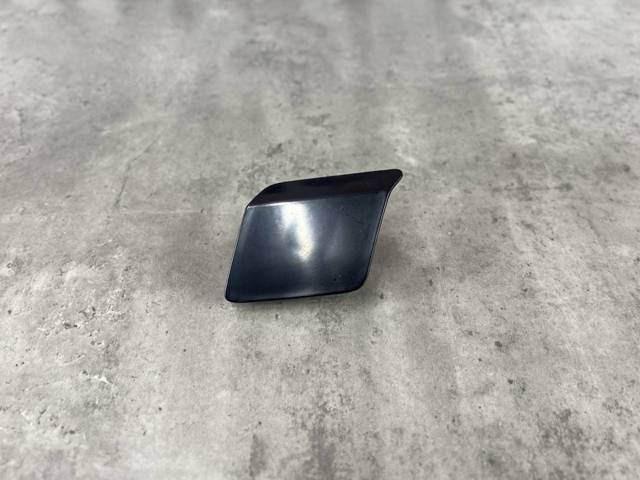 51117378589 Накладка форсунки омывателя фары передней купить Винница