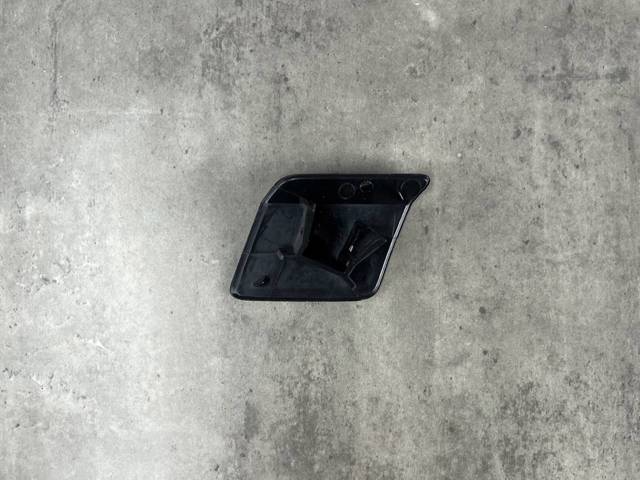 BMW 51117378590 Накладка форсунки омывателя фары передней в наличии Ирпень