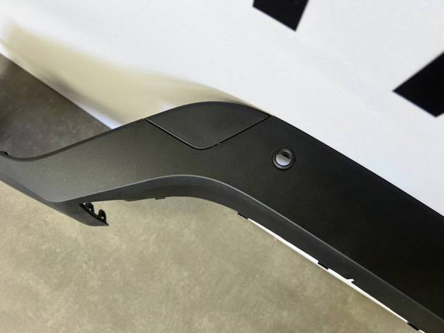 BMW 51117389904 Спойлер переднего бампера в наличии Киев