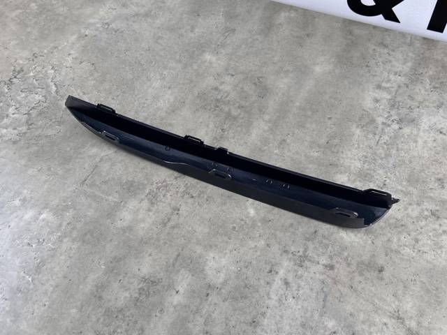 BMW 51117397615 Молдинг решетки бампера переднего левый в наличии Ужгород