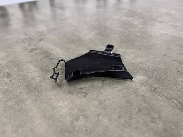 51117399897 BMW Заглушка буксировочного крюка купить в Ровно