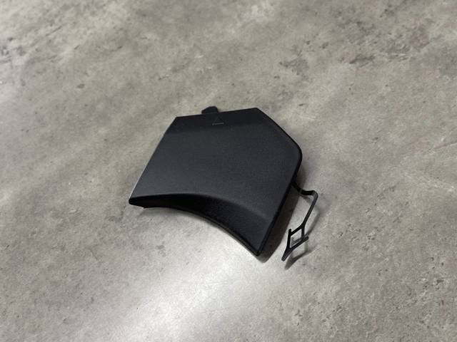 51117399897 BMW Заглушка буксировочного крюка купить в Ужгород