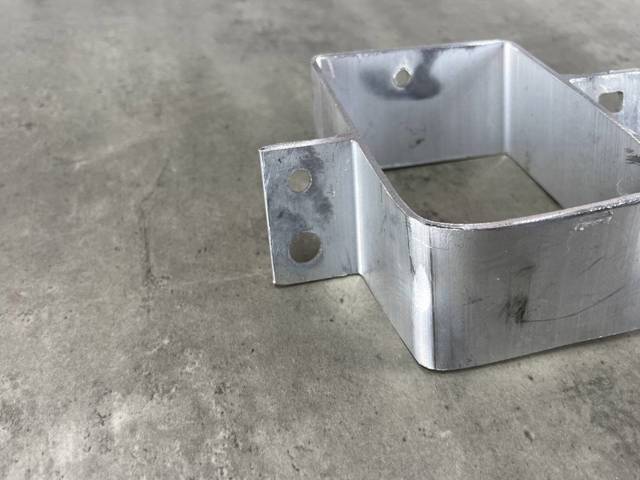 51117399913 Кронштейн усилителя переднего бампера купить Николаев