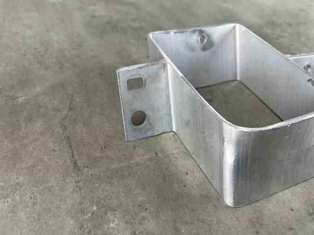 51117399914 BMW Кронштейн усилителя переднего бампера купить в Черновцы