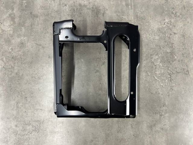 51117399915 BMW Кронштейн арки колеса (лонжерона) левый купить в Ужгород