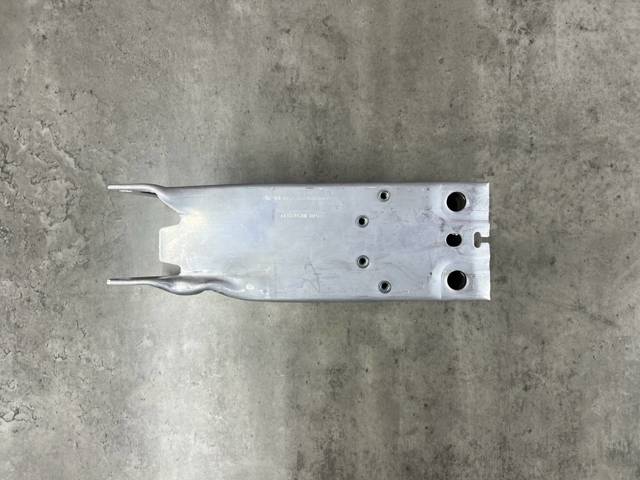 51117406385 Кронштейн усилителя переднего бампера купить Чернигов