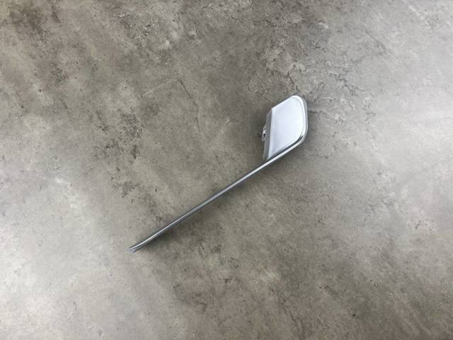 51117413922 BMW Накладка бампера переднего правая купить в Черкассы