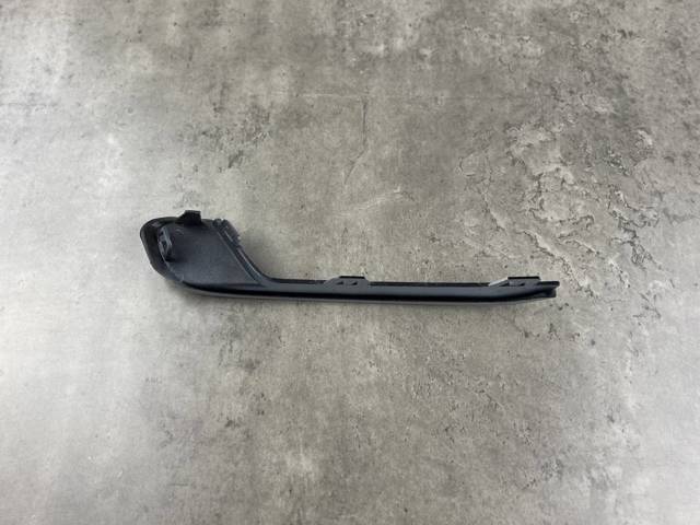 BMW 51117413922 Накладка бампера переднего правая в наличии Кривой Рог