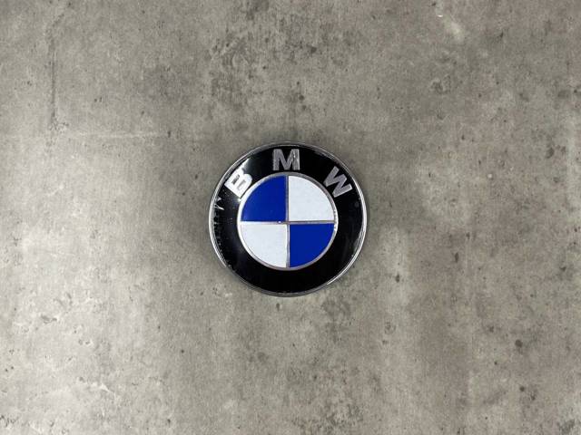 Фирменный значок 51148219237 BMW