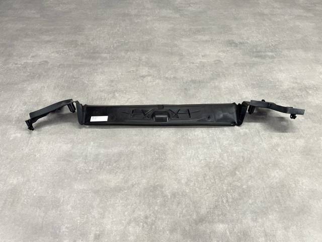 51747421678 BMW Воздуховод (дефлектор) радиатора нижний купить в Днепр