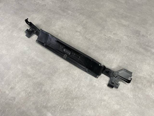 BMW 51747421678 Воздуховод (дефлектор) радиатора нижний в наличии Харьков