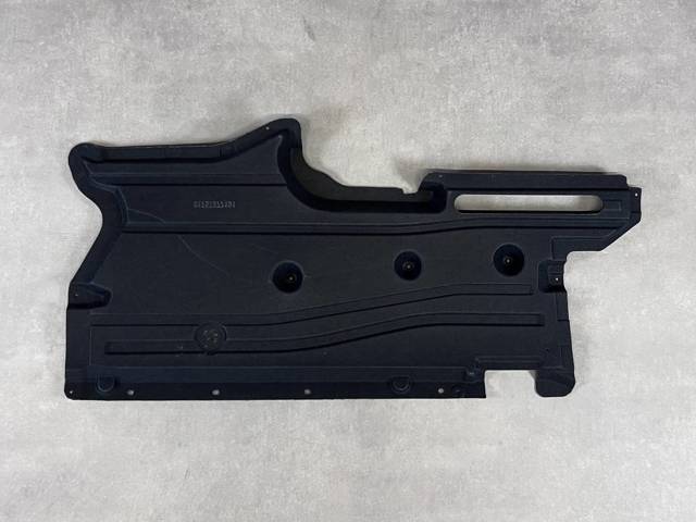 売り切れ 51757377151 BMW Защита днища левая