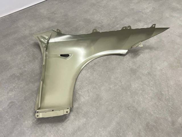 TESLA 6008022E0D Крыло переднее левое в наличии Николаев