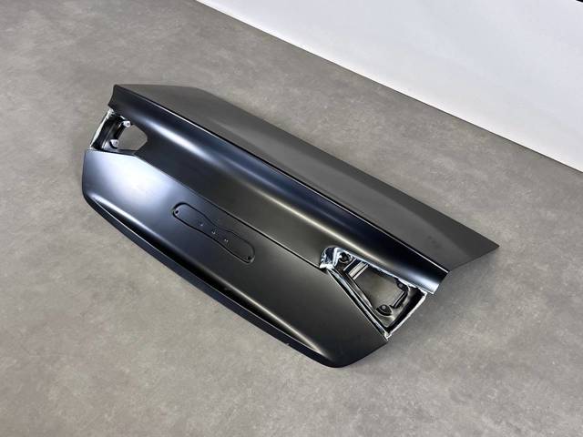 VAG 8K5827023AJ Крышка багажника в наличии Житомир