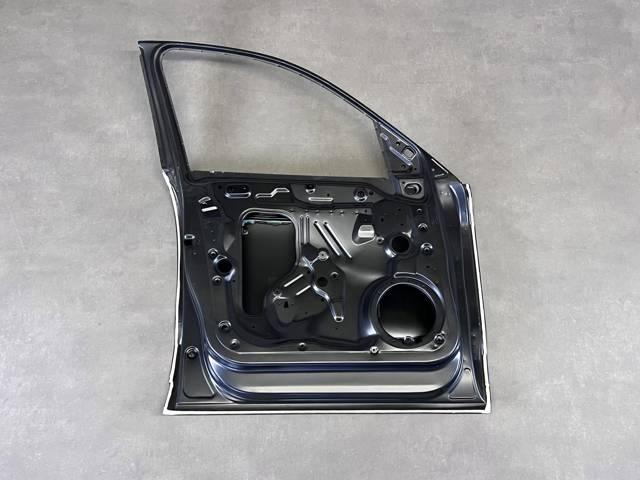 8R0831051E VAG Дверь передняя левая купить в Сумы