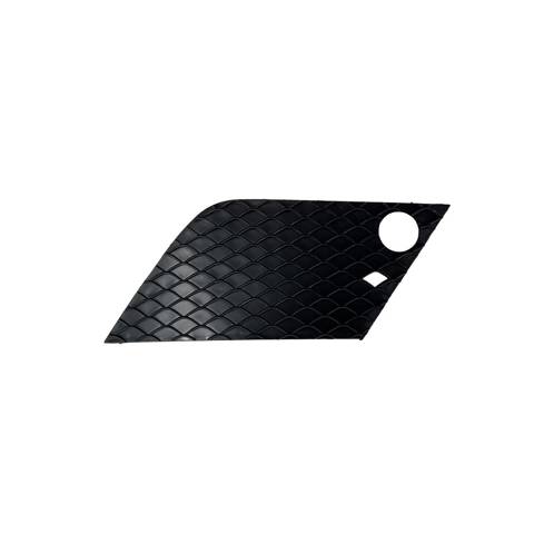 Решетка бампера переднего внутренняя правая A1668851822 MERCEDES