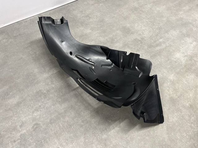 MERCEDES A1676901508 Подкрылок крыла переднего левый в наличии Ровно