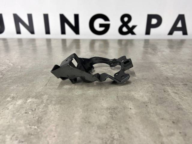 B63B51694 MAZDA Кронштейн крепления противотуманной фары левой купить в Сумы