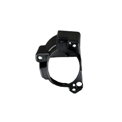 Крепление противотуманки правой BHR151684A MAZDA