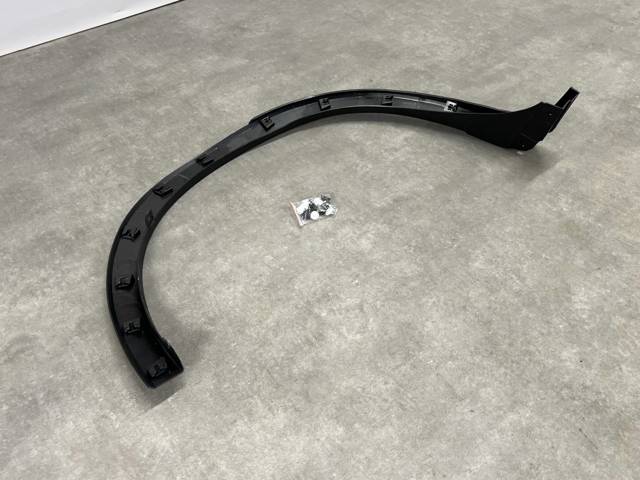 KD53-51-W50C Mazda Расширитель (накладка) арки заднего крыла правый
