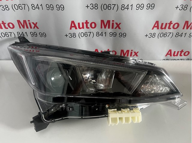 Вставка фары правой 260105SH0A NISSAN