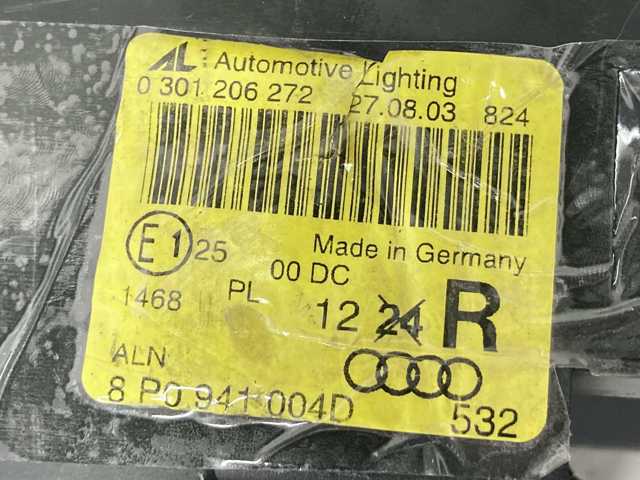 VAG 8P0941004D Фара правая в наличии Полтава