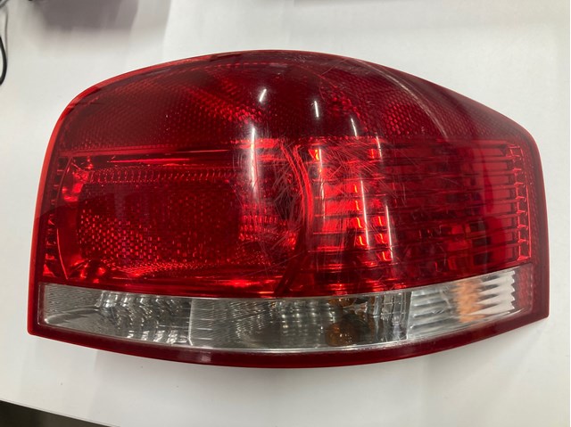 VAG 8P0945096 Фонарь задний правый внешний в наличии Черкассы