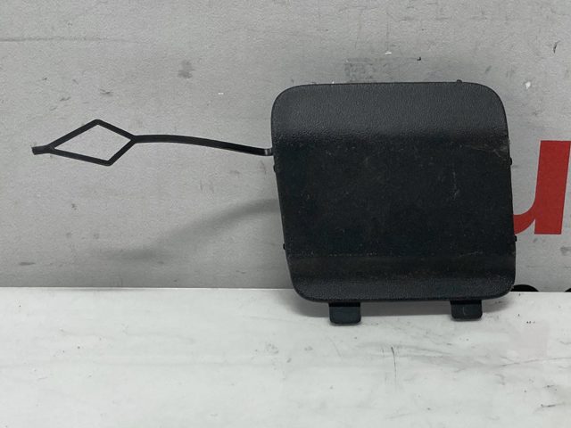 MERCEDES A9108850600 Заглушка бампера буксировочного крюка передняя в наличии Львов
