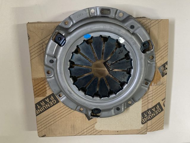 Корзина диска сцепления B62616410A MAZDA