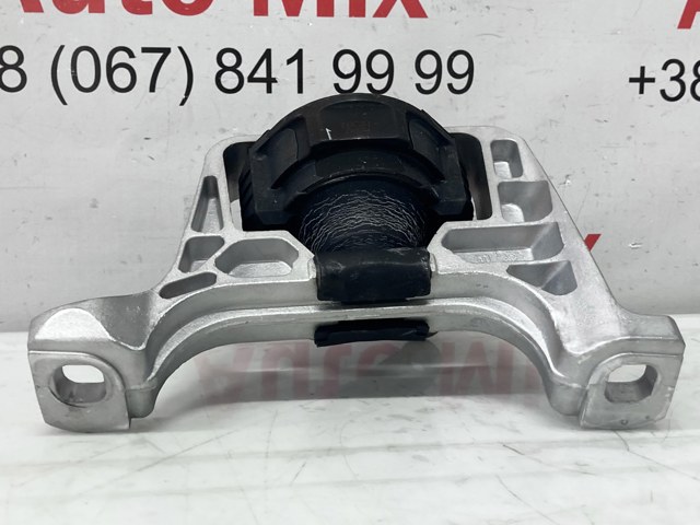 MAZDA BP4K39060D Правая подушка двигателя в наличии Каменское