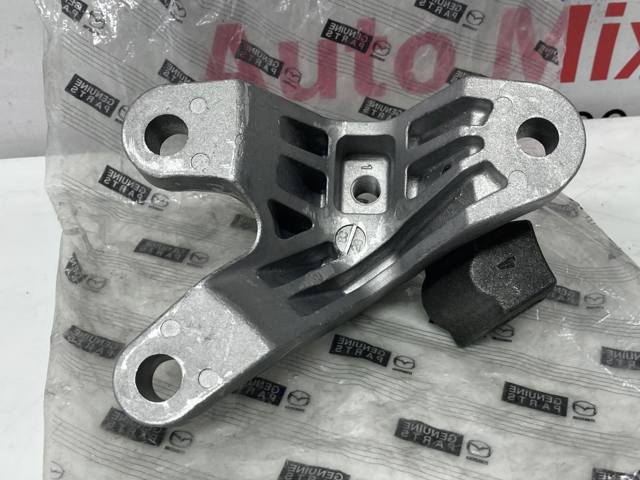 CC313908YC MAZDA купить в Павлоград