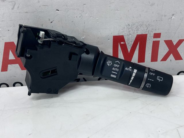 MAZDA DF7466128 Переключатель подрулевой правый в наличии Винница