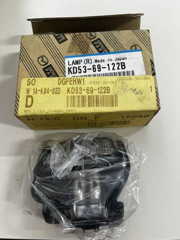 Указатель поворота зеркала, правый KD5369122B MAZDA