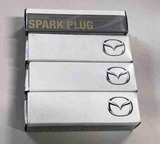 MAZDA L3Y418110 Свеча зажигания в наличии Винница