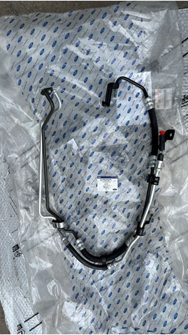 FORD 1747038 Шланг ГУР высокого давления от насоса до рейки (механизма) в наличии Запорожье