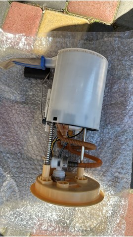 FORD 1781652 Бензонасос в наличии Тернополь