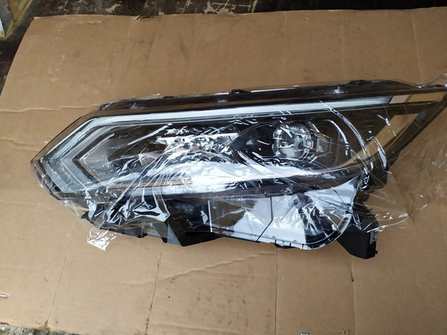26060HV05B NISSAN Левая фара купить в Харьков