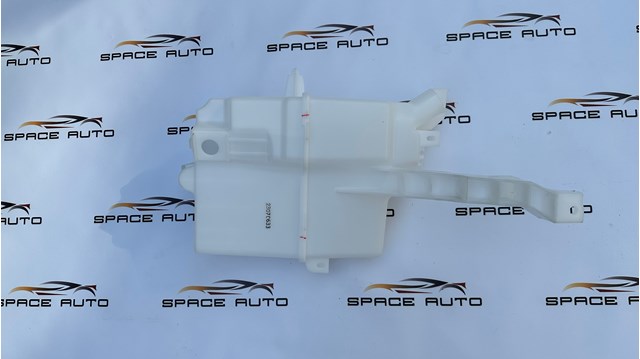 MITSUBISHI 8260A595 Бачок омывателя в наличии Черкассы