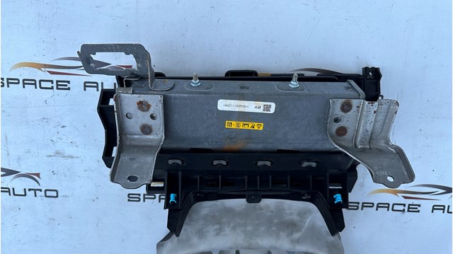 98301AN00AVH SUBARU Подушка безопасности защиты коленей купить в Черновцы
