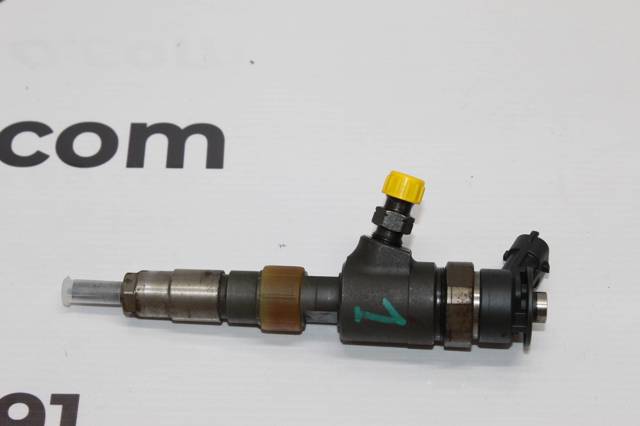 0445110566 BOSCH Топливные форсунки купить в Чернигов
